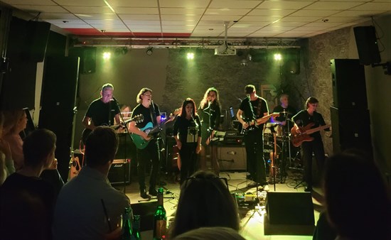 Band PaiSolution im Party Richard in Weißenburg